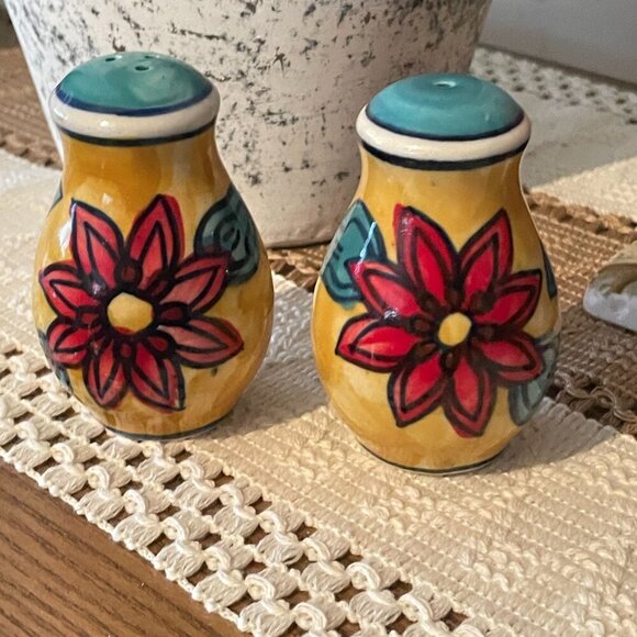DONATED Boho Fun Vibrant Colorful Salt & Pepper Set Stand Holder - Picture 1 of 6
